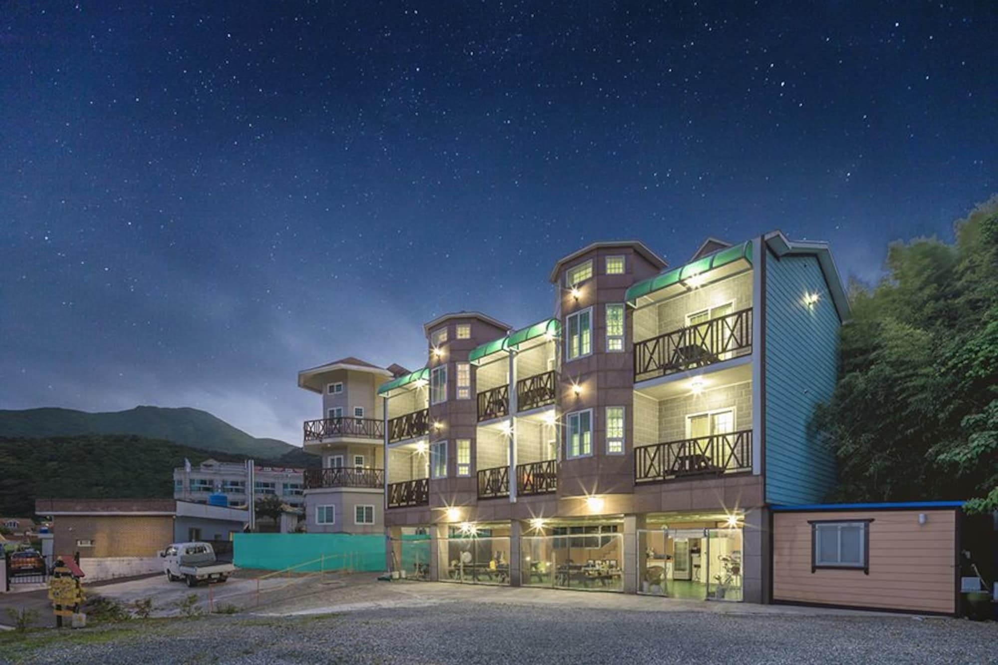 Geoje Mohri Pension Exteriér fotografie